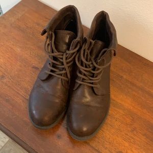 Cliffs Boots Sz 9